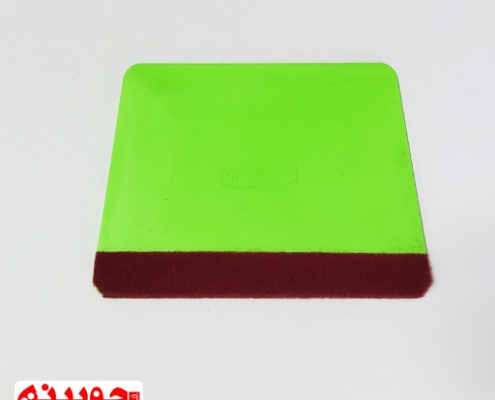 کاردک پلاستیکی نصب برچسب برای صاف کردن حباب هوا.